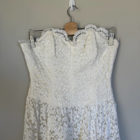 Caroline Charles London Vintage 1980's Strapless White Fit and Flare Midi Dress - Picture 3 of 12